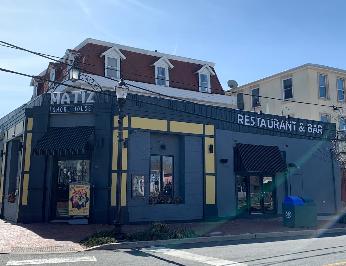 Matiz Shore House